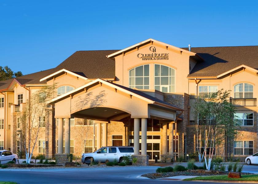 South Dakota Pierre Facade