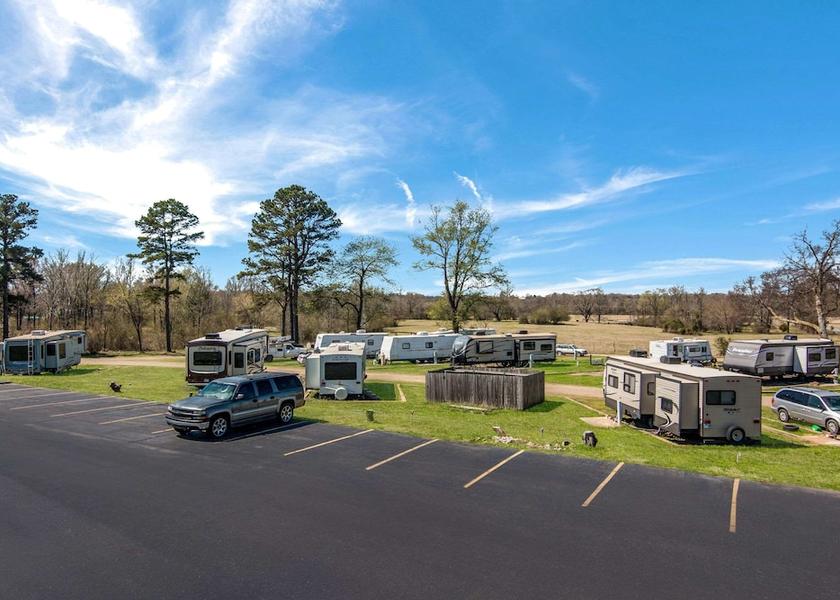 Oklahoma Broken Bow Exterior Detail