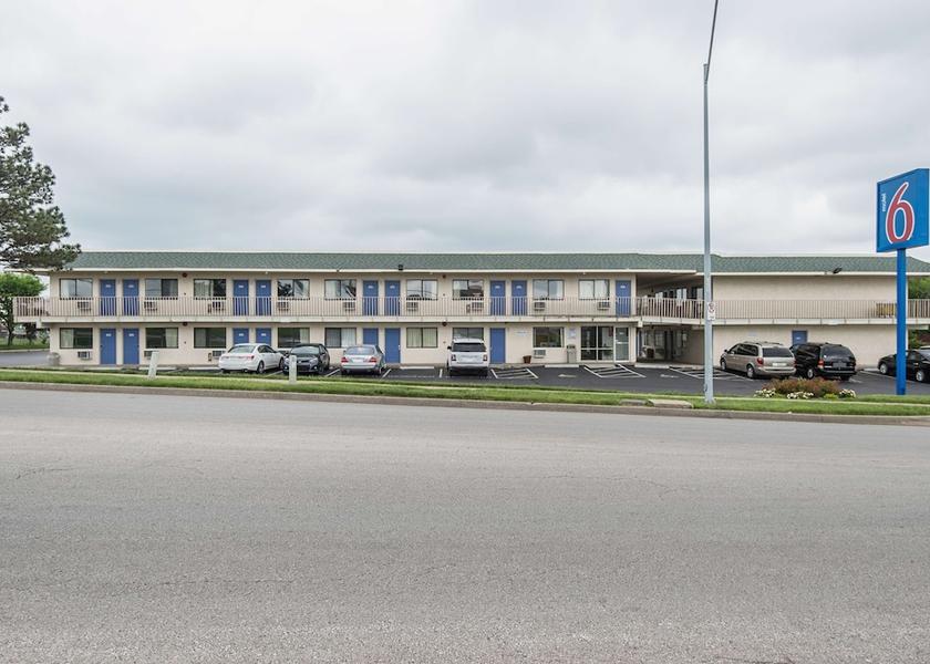 Missouri Kansas City Exterior Detail