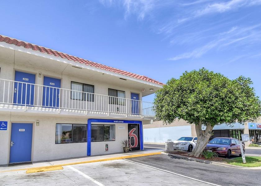 California Corona Exterior Detail