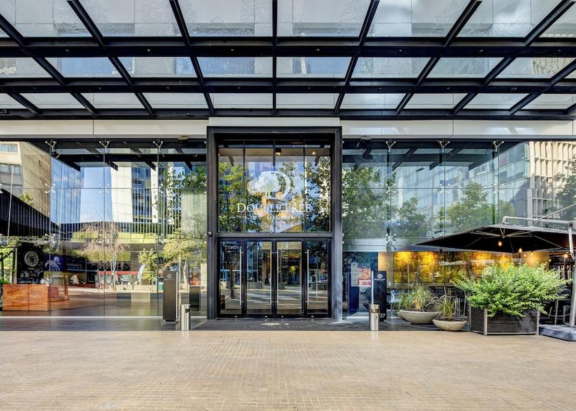 Santiago Santiago Facade