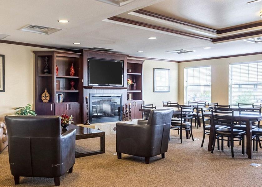 North Dakota Minot Lobby