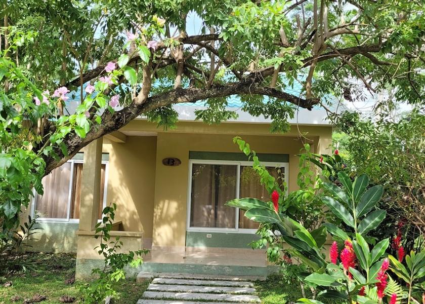Atlantida La Ceiba Exterior Detail