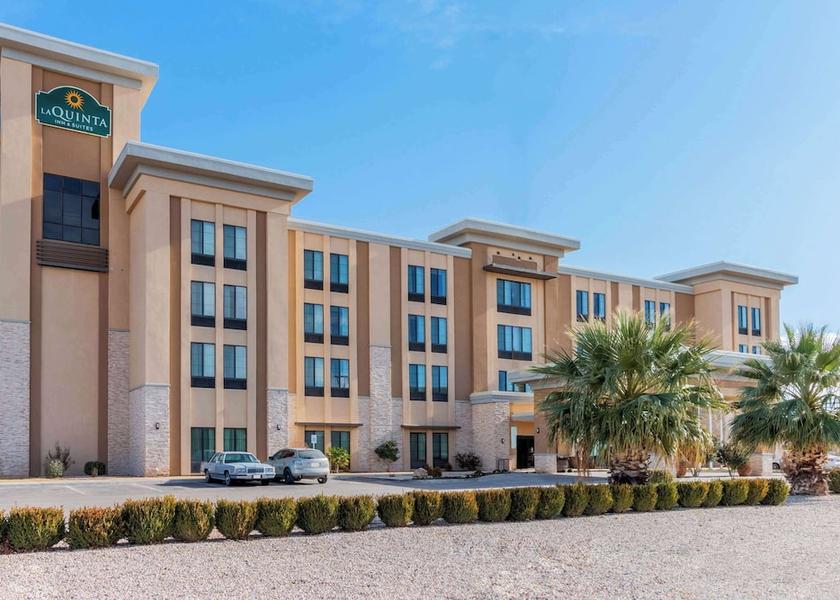 California Carlsbad Exterior Detail