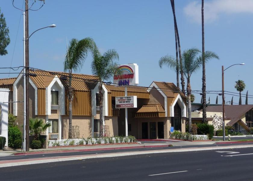 California Anaheim Exterior Detail