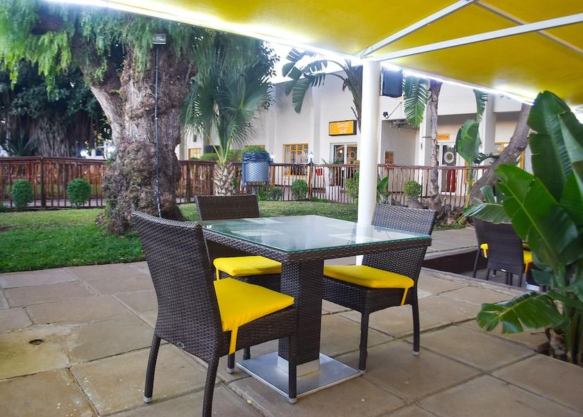 Central Palapye Outdoor dining