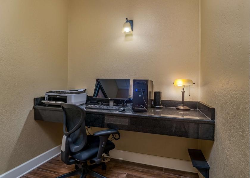 Texas Shamrock Business Centre