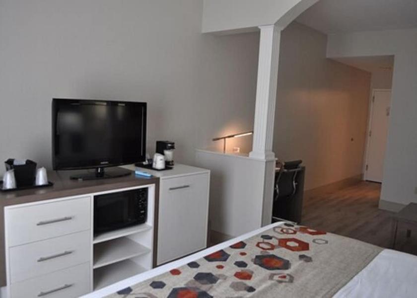 Kentucky Bowling Green Room