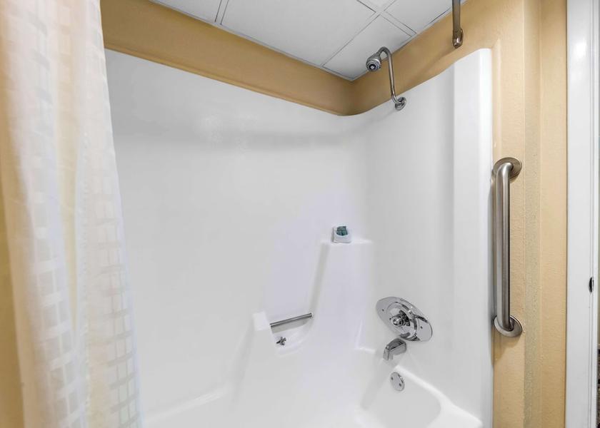 Oklahoma Durant Bathroom