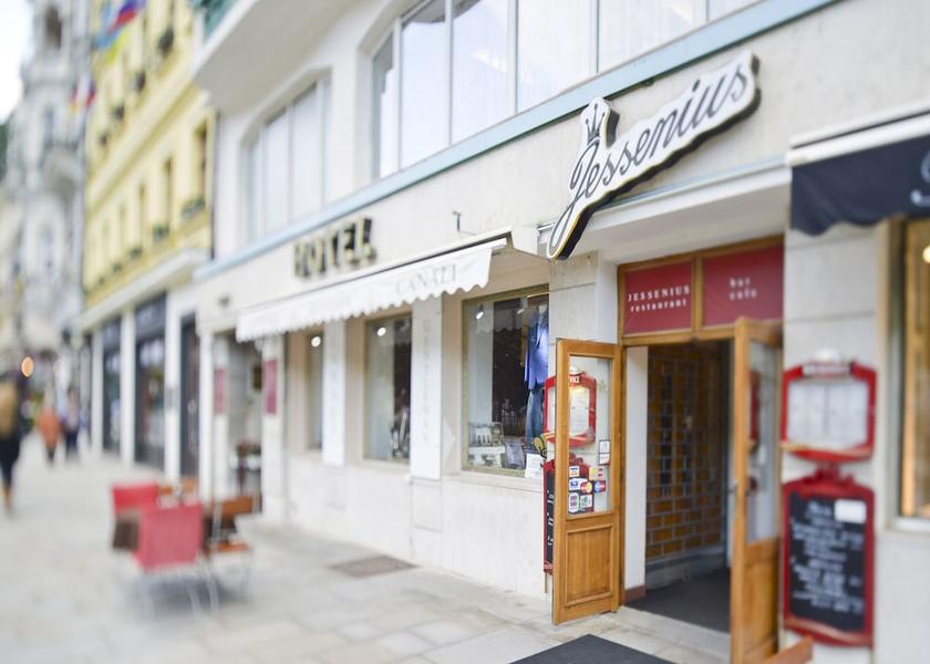 Karlovy Vary (region) Karlovy Vary Entrance