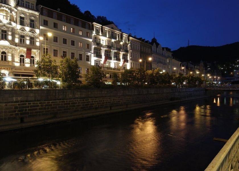 Karlovy Vary (region) Karlovy Vary Facade