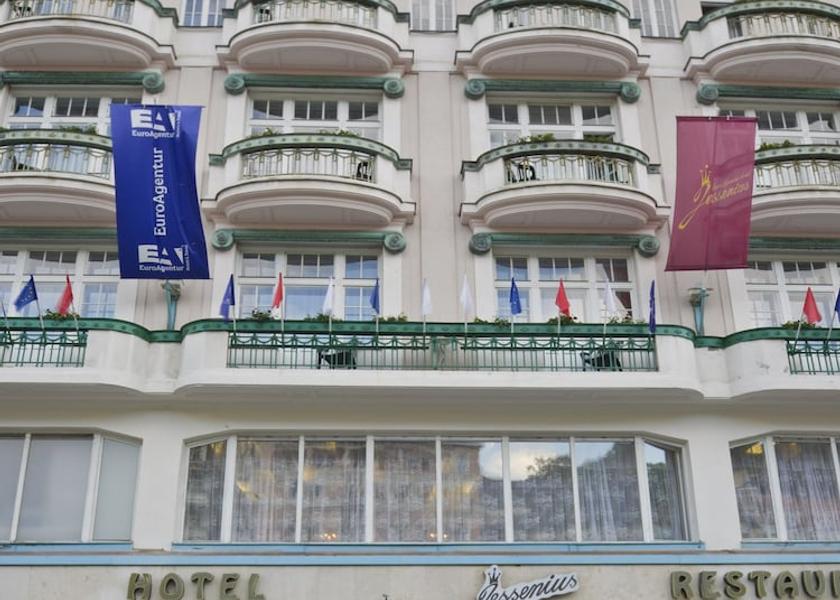Karlovy Vary (region) Karlovy Vary Facade