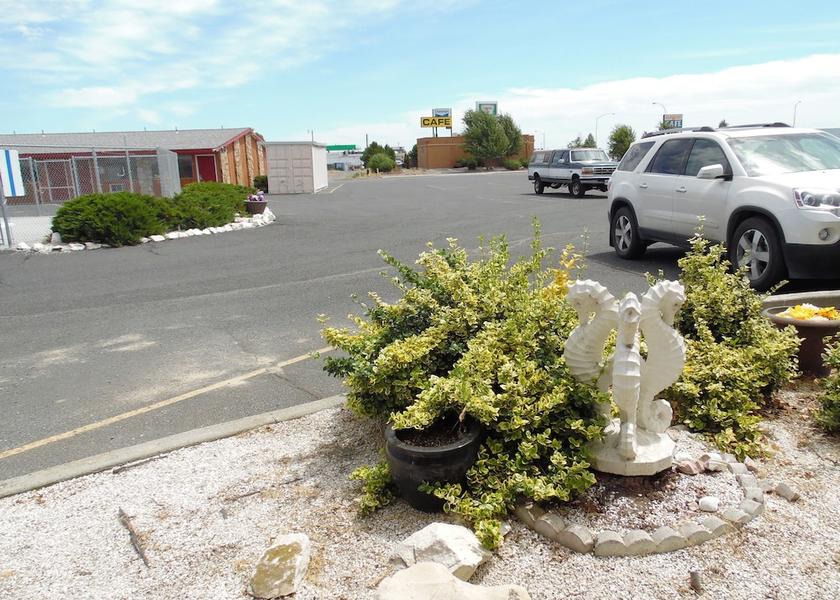 Ohio Boardman Exterior Detail