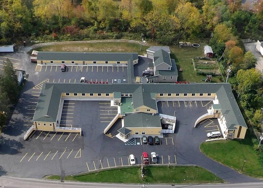 Pennsylvania Towanda Exterior Detail