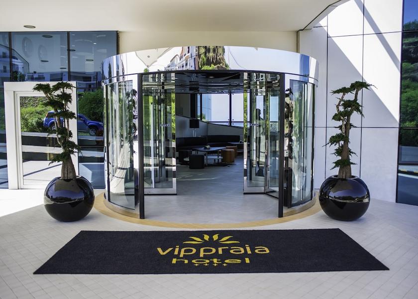 Praia Property entrance