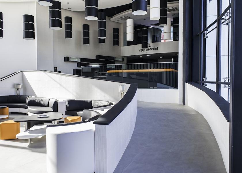  Praia Lobby sitting area