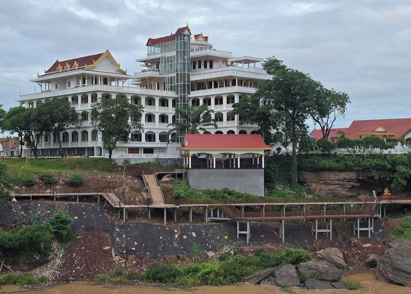  Pakse Exterior Detail