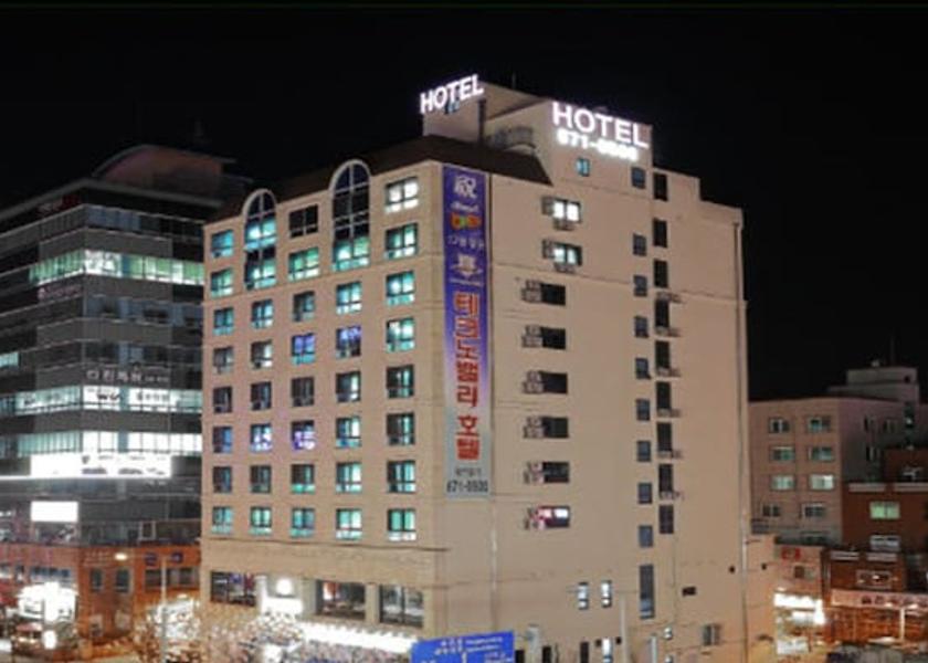  Daejeon Terrace/patio
