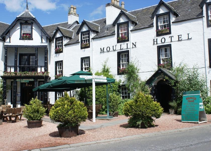 Scotland Pitlochry Entrance