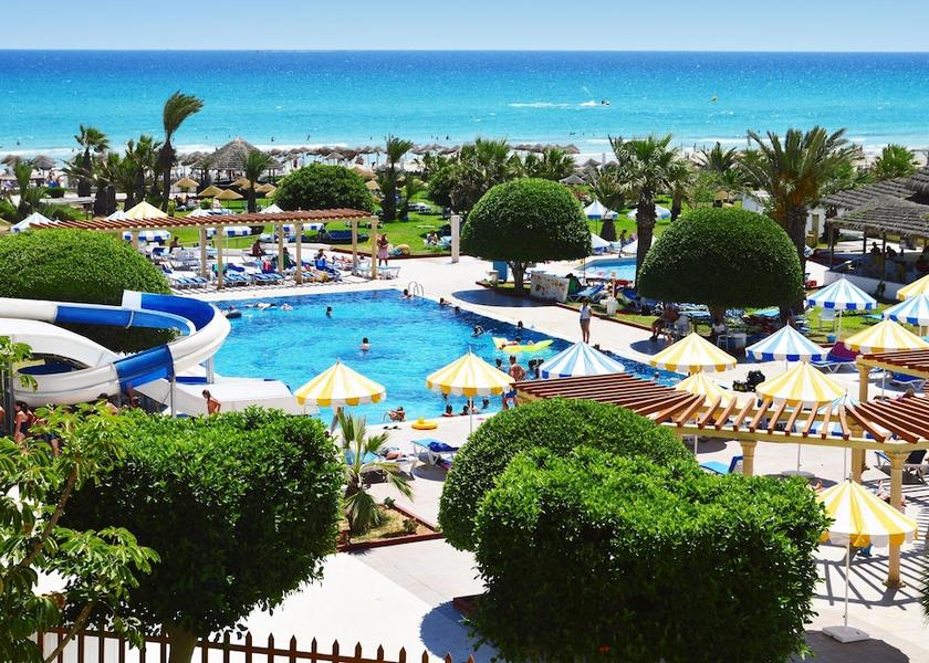  Mahdia Exterior Detail