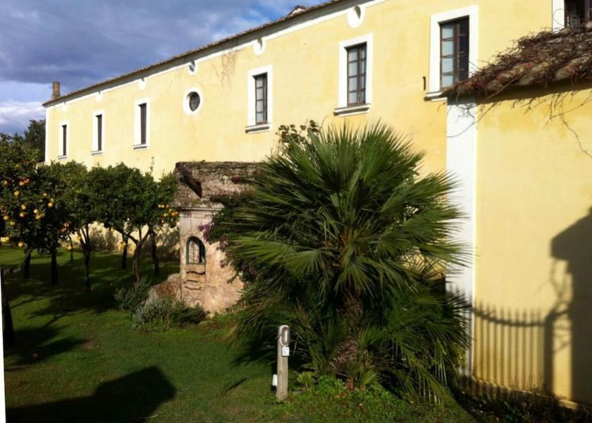 Campania Battipaglia Exterior Detail