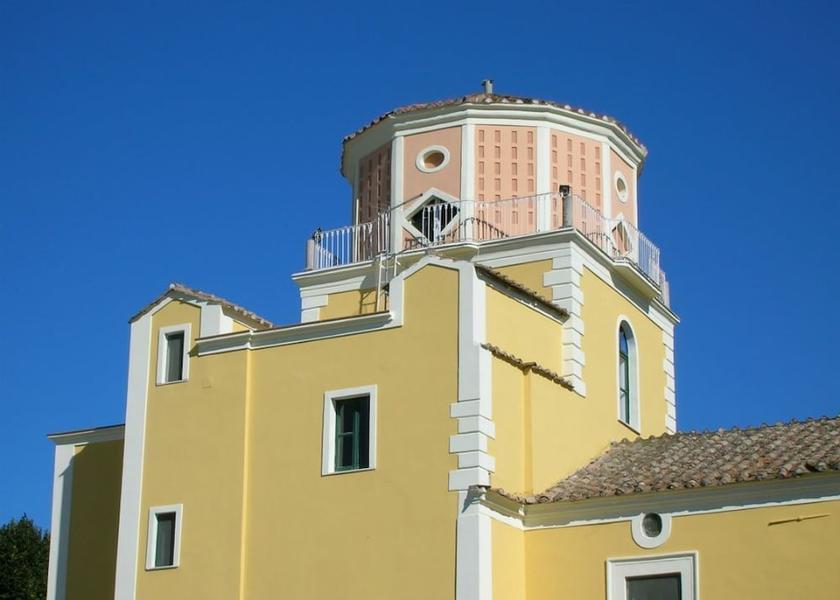 Campania Battipaglia Exterior Detail