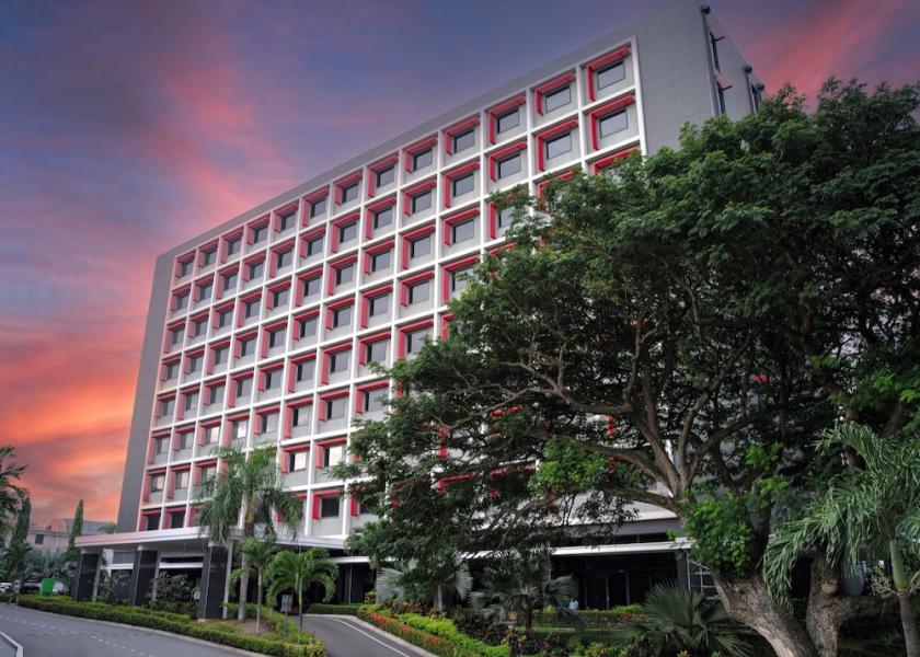  Port Moresby Exterior Detail