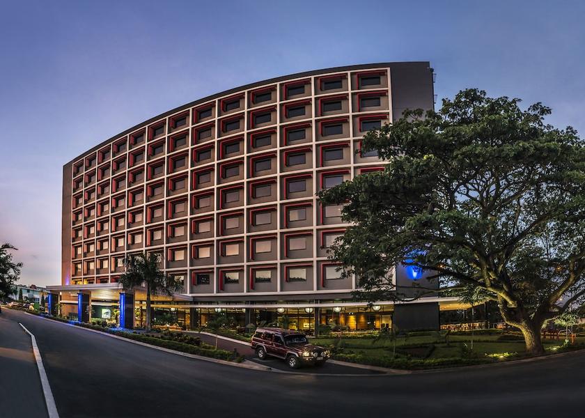  Port Moresby Exterior Detail