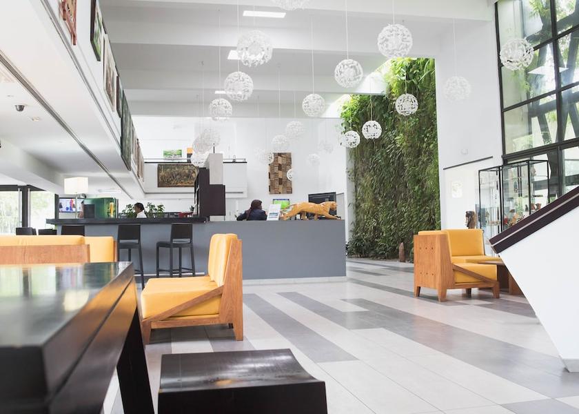  Libreville Reception