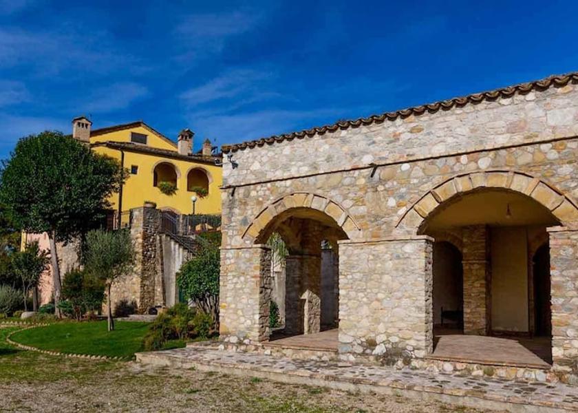 Abruzzo Teramo Exterior