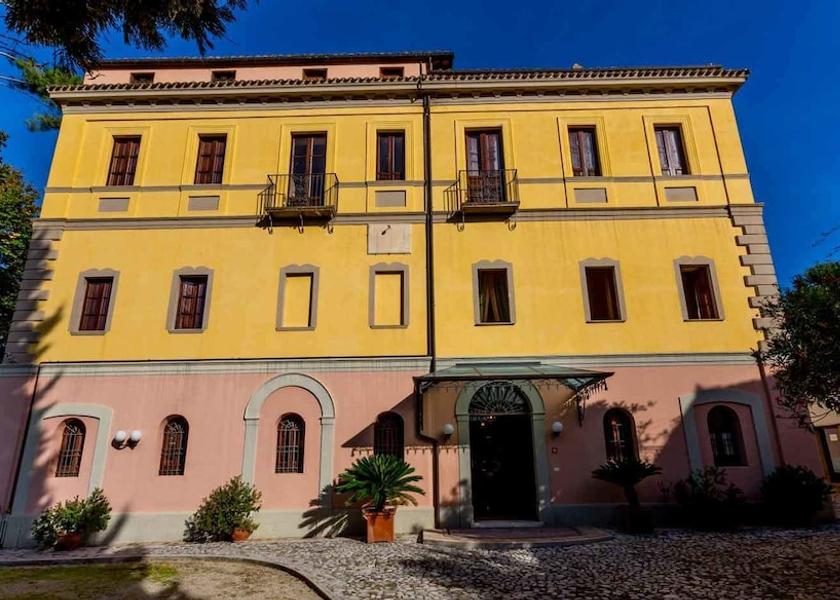 Abruzzo Teramo Front of property