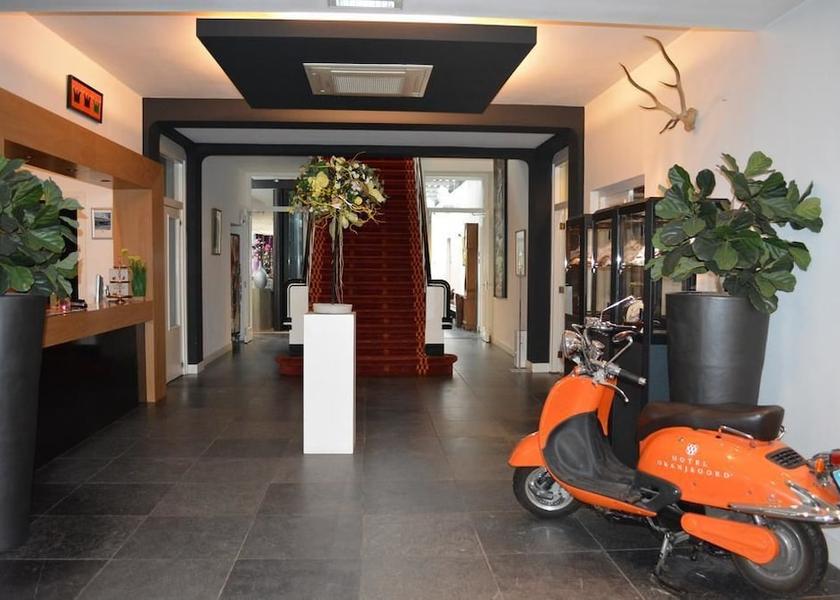 Gelderland Hoog Soeren Interior Entrance