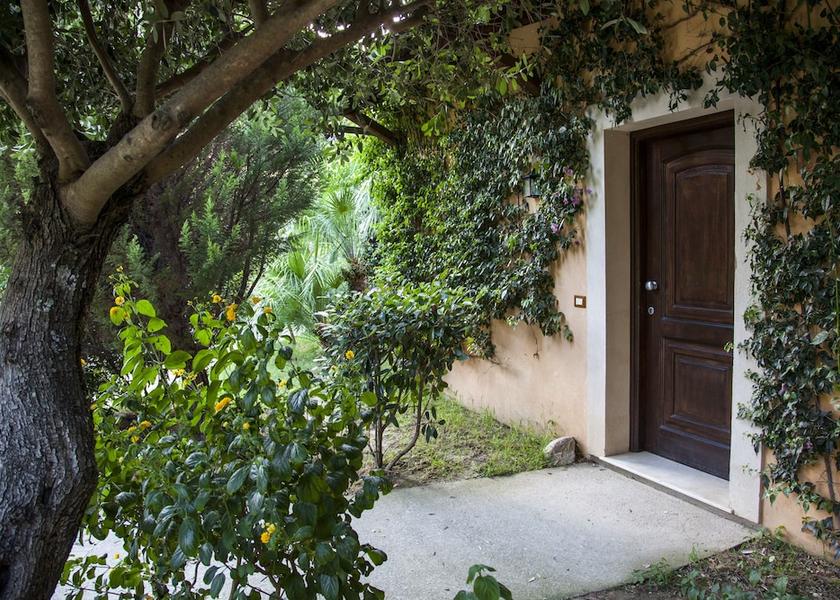 Calabria Zambrone Entrance