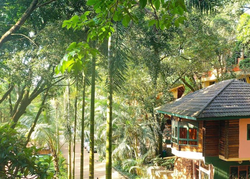  Kampala Exterior Detail