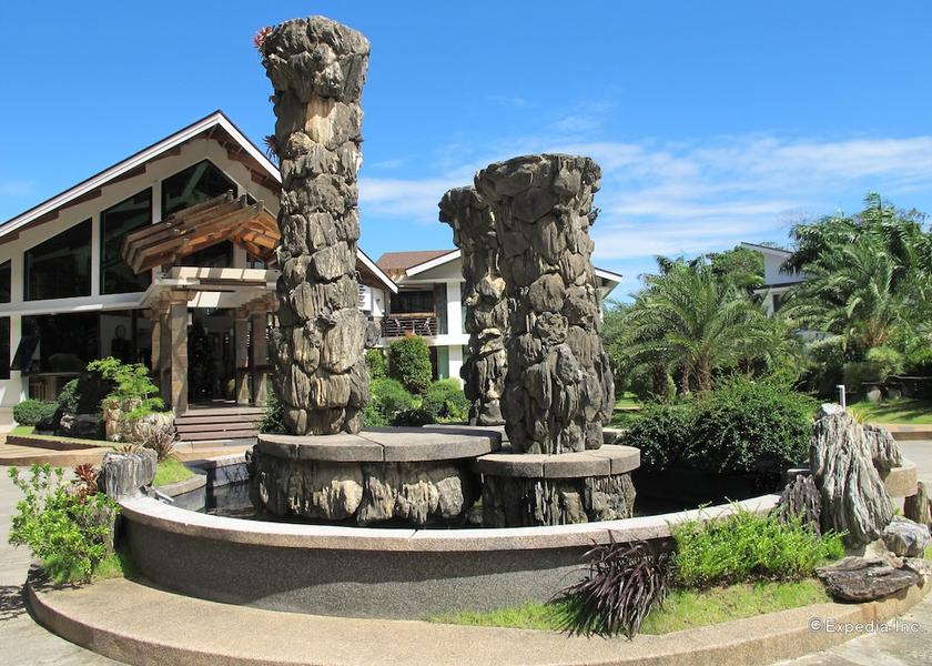 Mimaropa Puerto Galera Exterior detail