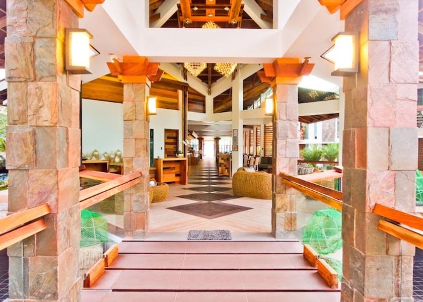  Puerto Galera Interior Entrance