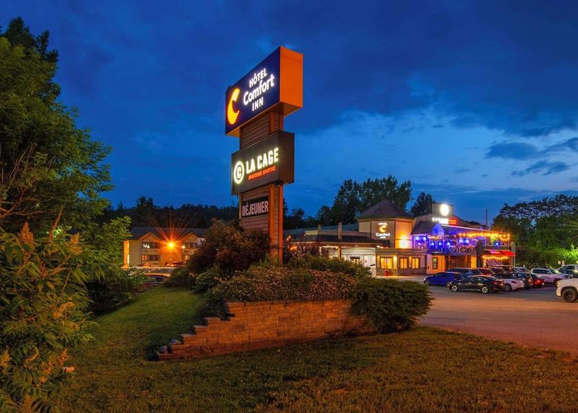 Quebec Mont-Laurier Exterior Detail