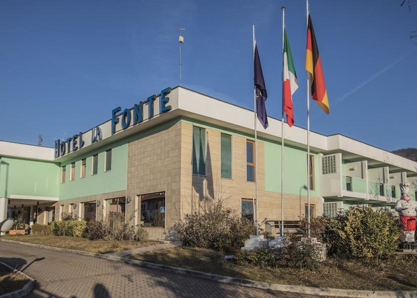 Lombardy Ome Exterior Detail