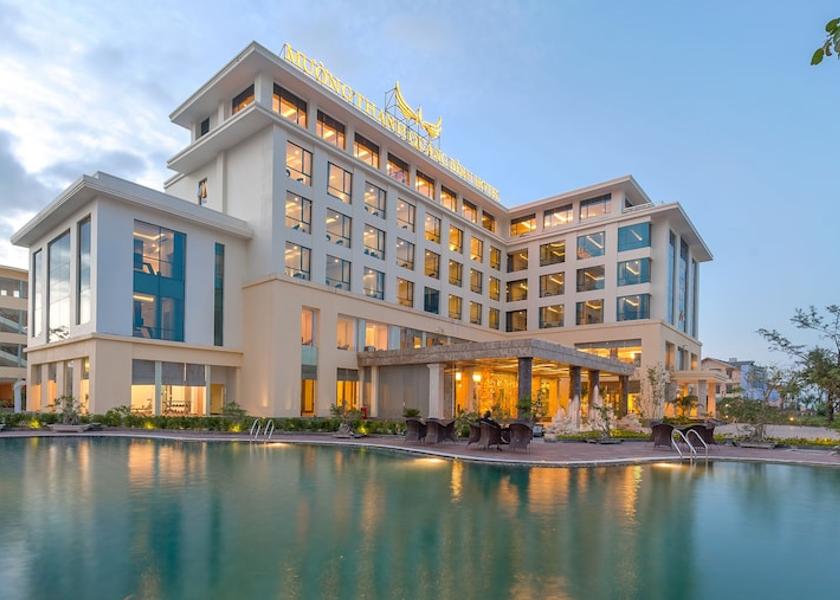 Quang Binh Dong Hoi Exterior Detail