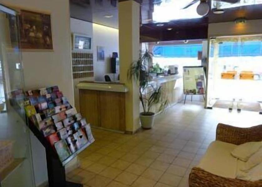 Hauts-de-France Calais Lobby