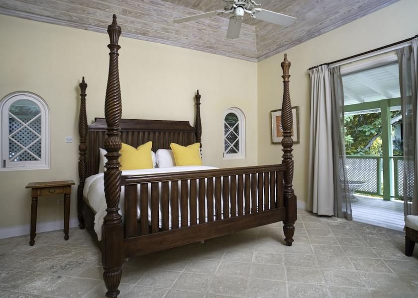  Holetown Room