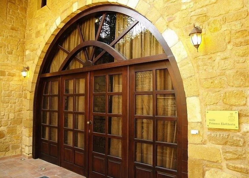 Crete Platanias Interior Entrance