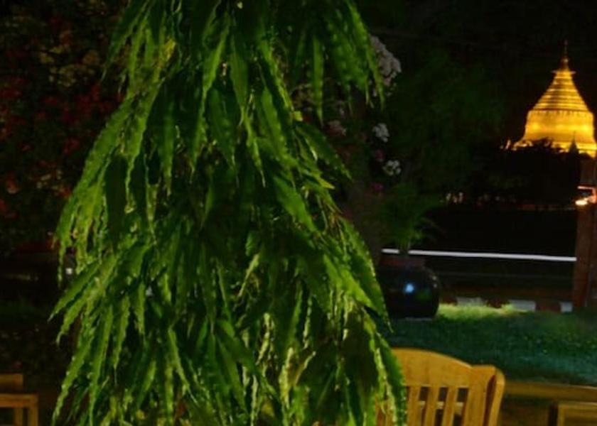  Nyaung-U Exterior Detail