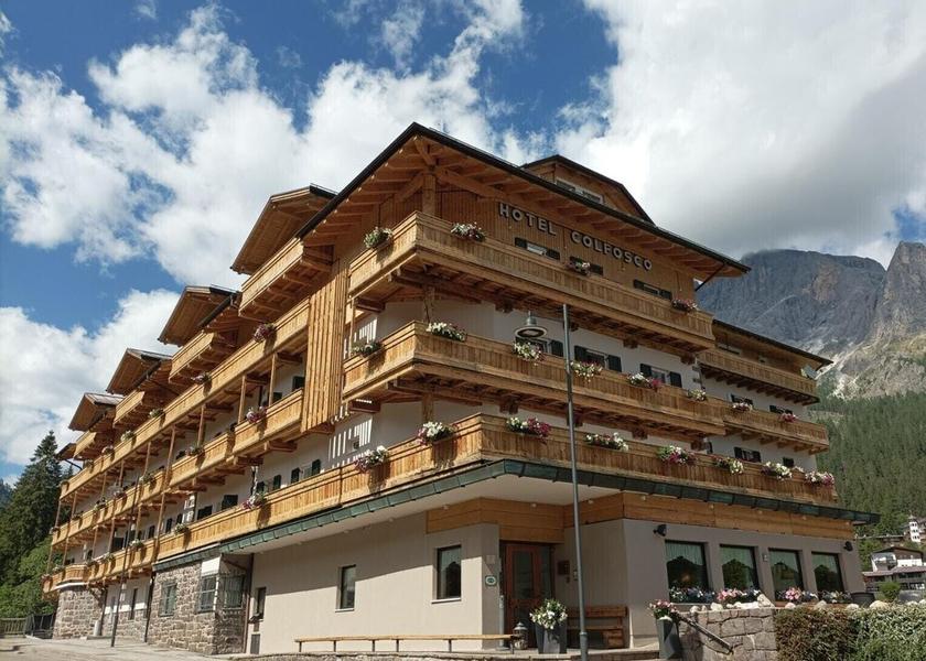 Trentino-Alto Adige Primiero San Martino di Castrozza Facade