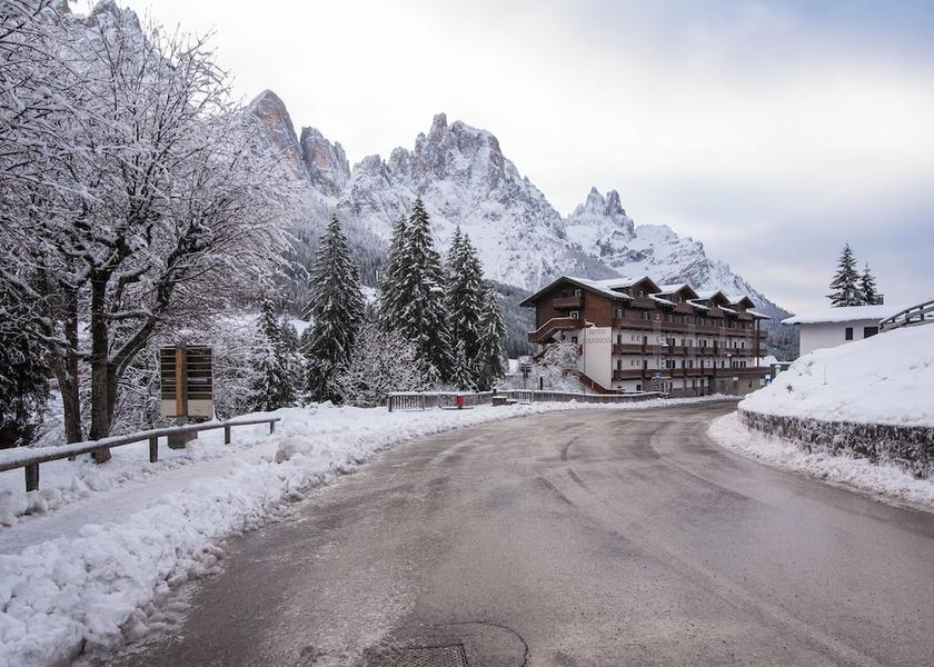 Trentino-Alto Adige Primiero San Martino di Castrozza Facade