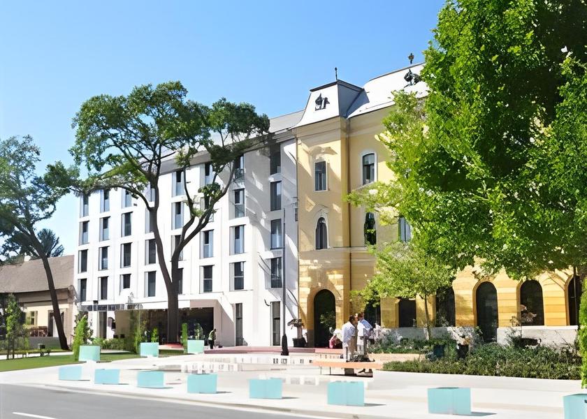 Csongrád Hodmezovasarhely Hotel Exterior