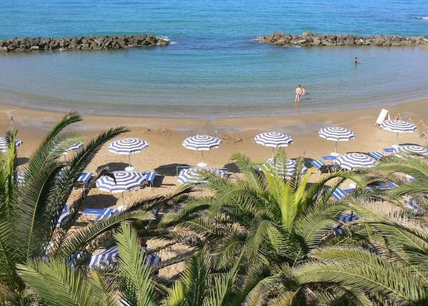 Sicily Vittoria Beach