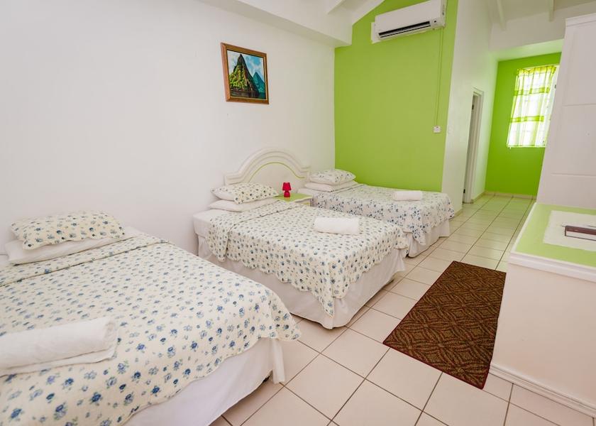  Gros Islet Room
