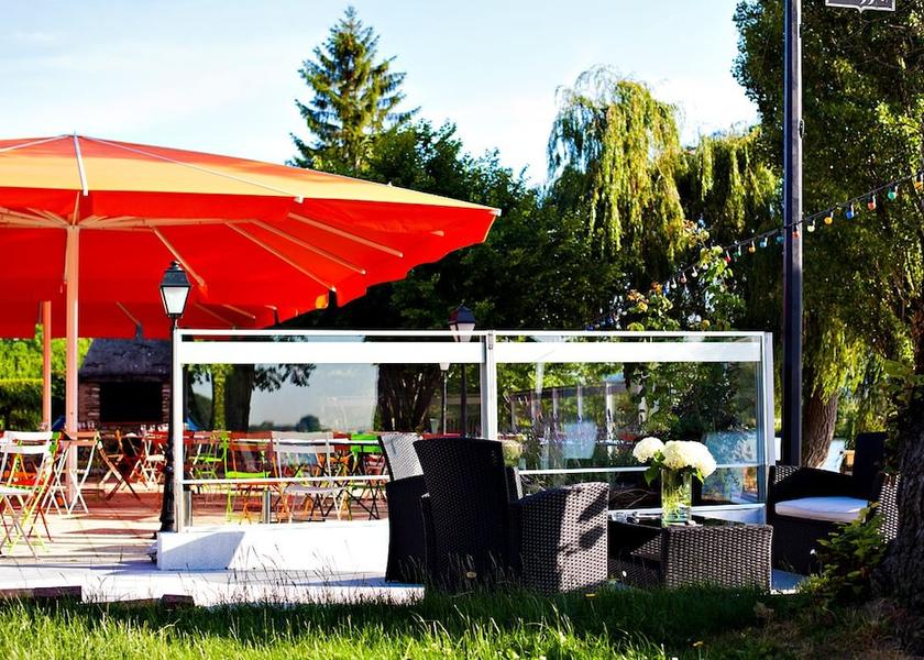 Normandy Saint-Pierre-la-Garenne Terrace