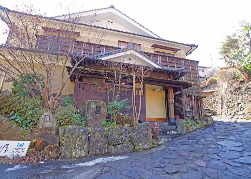Oita Yufu Exterior Detail